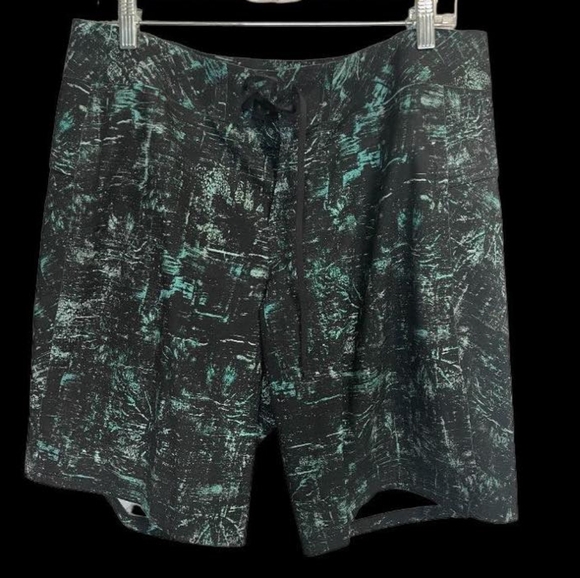 Lululemon men Shorts - Picture 1 of 5